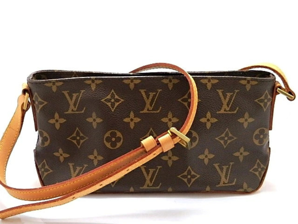 LOUIS VUITTON Shoulder Bag Trotteur Monogram